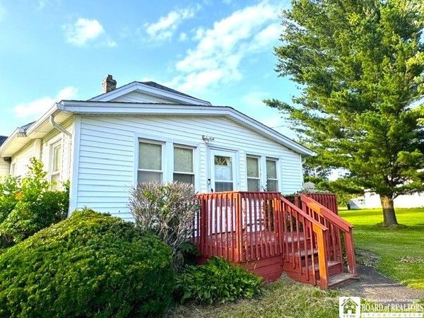 151 W Chestnut Street , Dunkirk, NY 14048