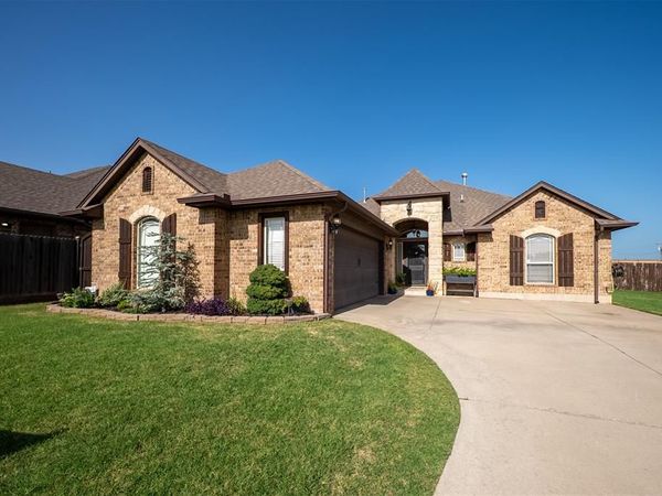 1920 Evans Court, Moore, OK 73160