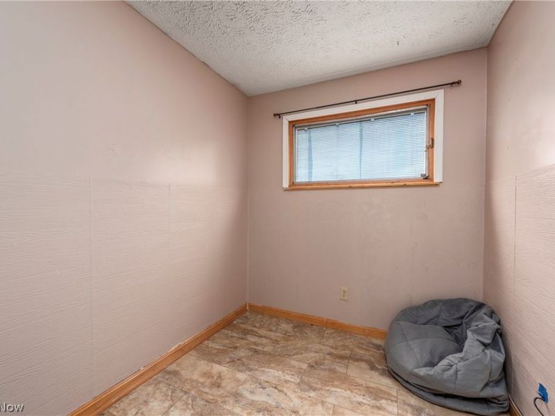 672 Jackson Street, Amherst, OH 44001 Photo 13