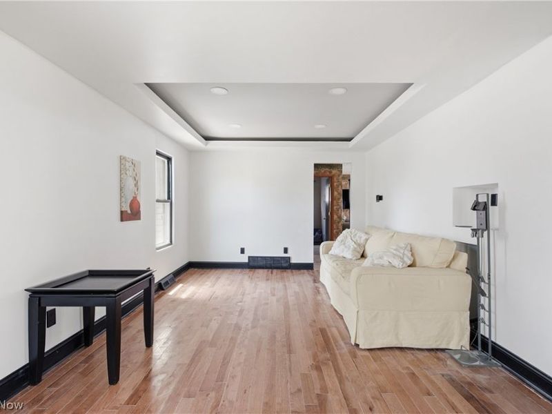 672 Jackson Street, Amherst, OH 44001 Photo 7