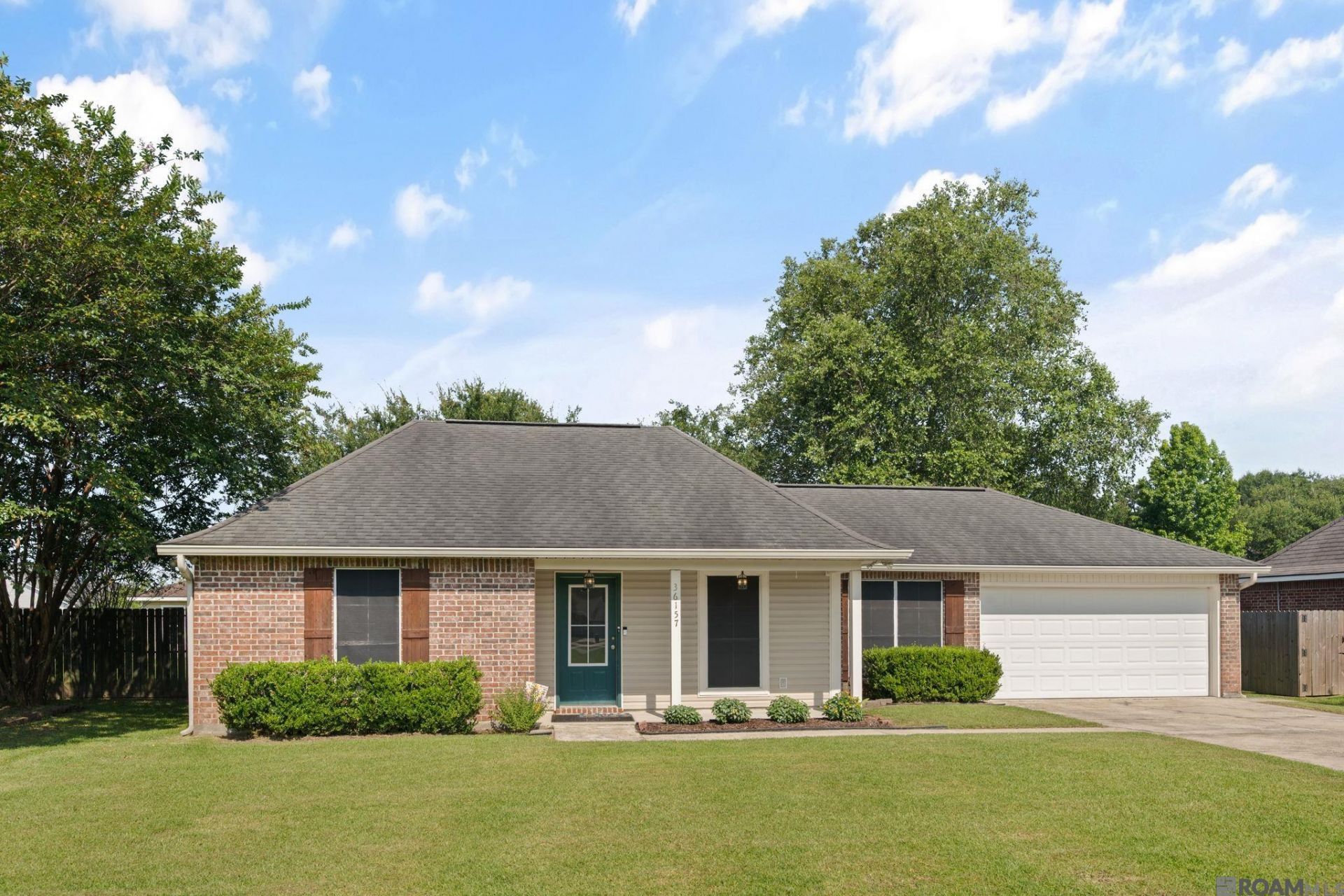 36157 Lynchburg Dr, Denham Springs, LA 70706 Main Photo