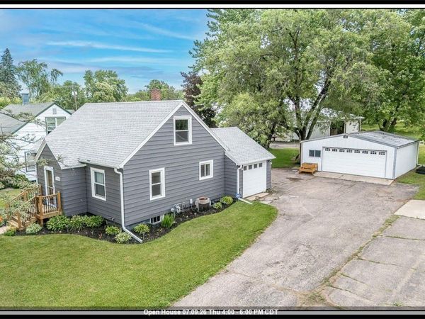 1118 DEPOT STREET, Manawa, WI 54949