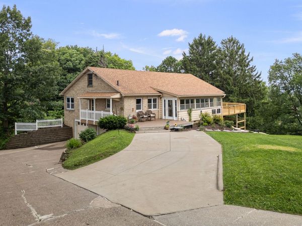640 18TH Avenue , East Moline, IL 61244
