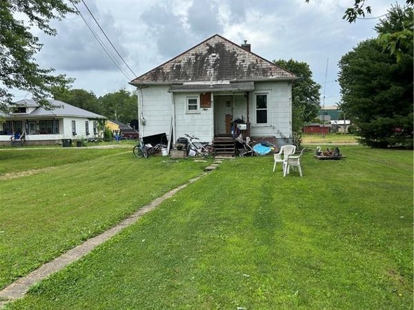 823 Graham Avenue , Cambridge, OH 43725