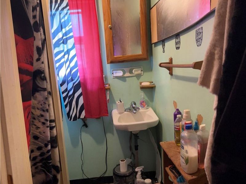 823 Graham Avenue, Cambridge, OH 43725 Photo 7