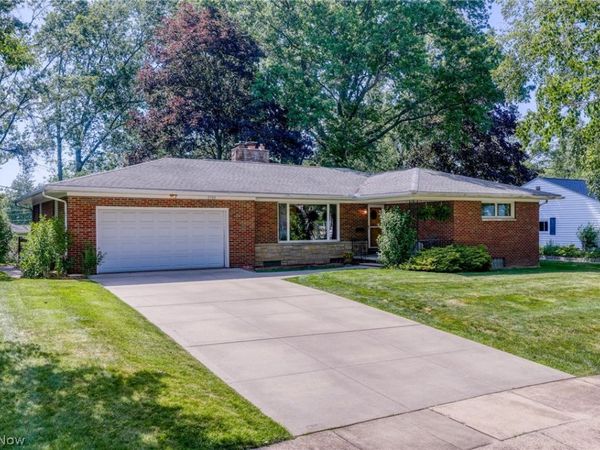 2588 17th Street , Cuyahoga Falls, OH 44223