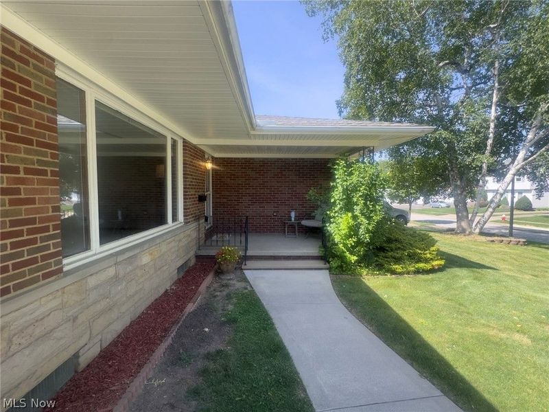2588 17th Street, Cuyahoga Falls, OH 44223 Photo 3