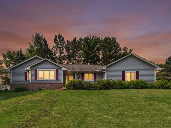 3235 Park Overlook Drive, Shoreview, MN 55126
