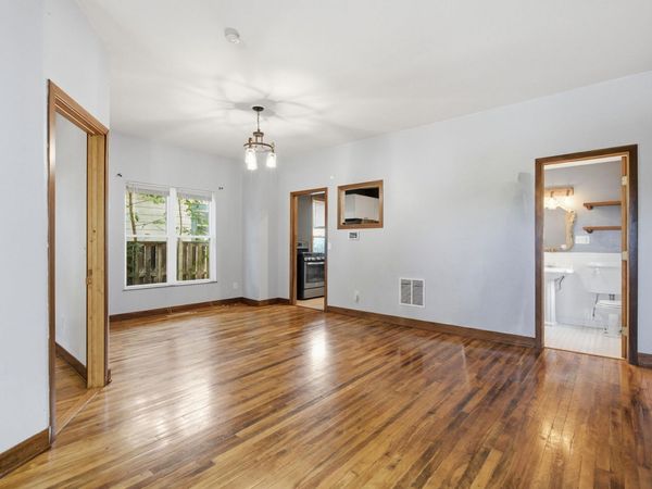 1472 Concordia Avenue, Saint Paul, MN 55104