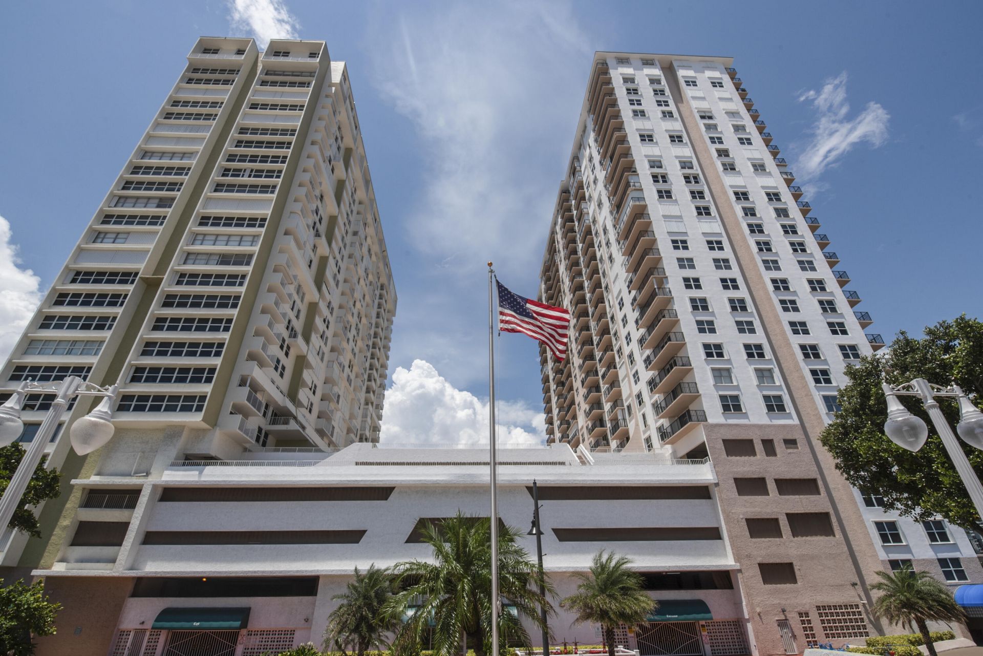 111 Briny Avenue, Unit 21-06, Pompano Beach, FL 33062 Photo