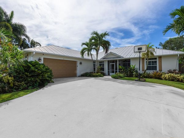 3315 SE West Snow Road, Port St. Lucie, FL 34984