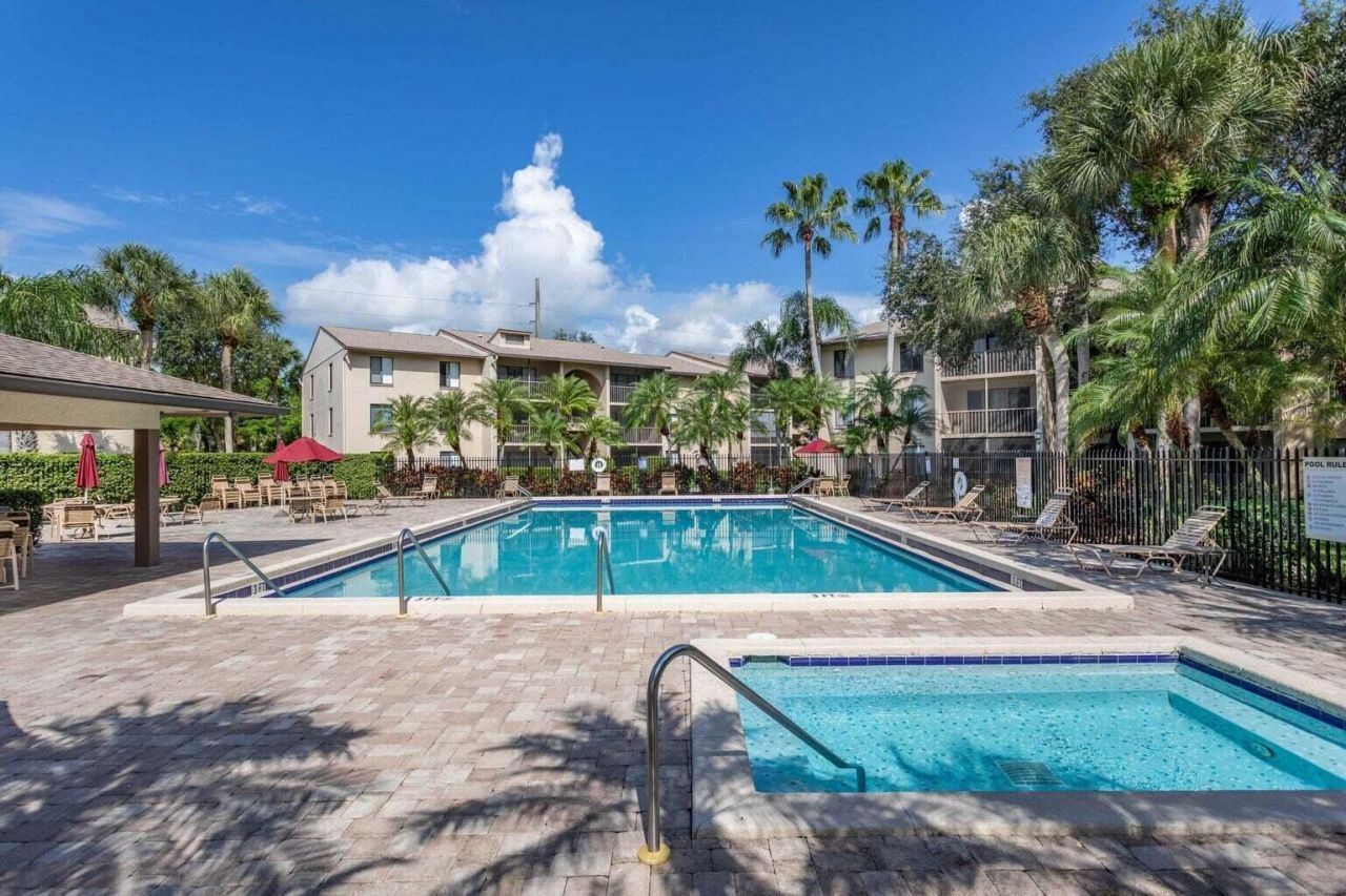 205 Foxtail Drive, Unit H3, Greenacres, FL 33415 Photo