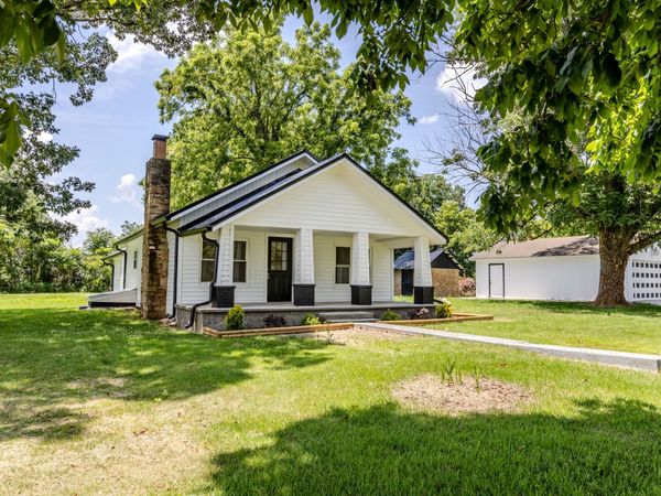 334 N Robin Hood Rd , Doyle, TN 38559