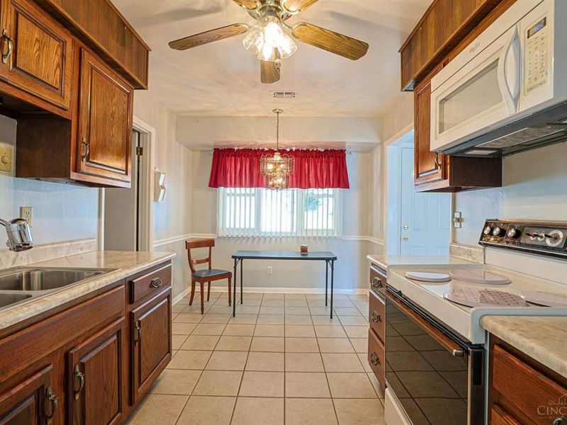 942 Mohawk Trail, Milford, OH 45150 Photo 10