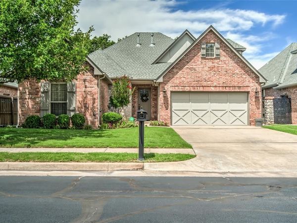 3541 Old Georgetowne Road, Edmond, OK 73013