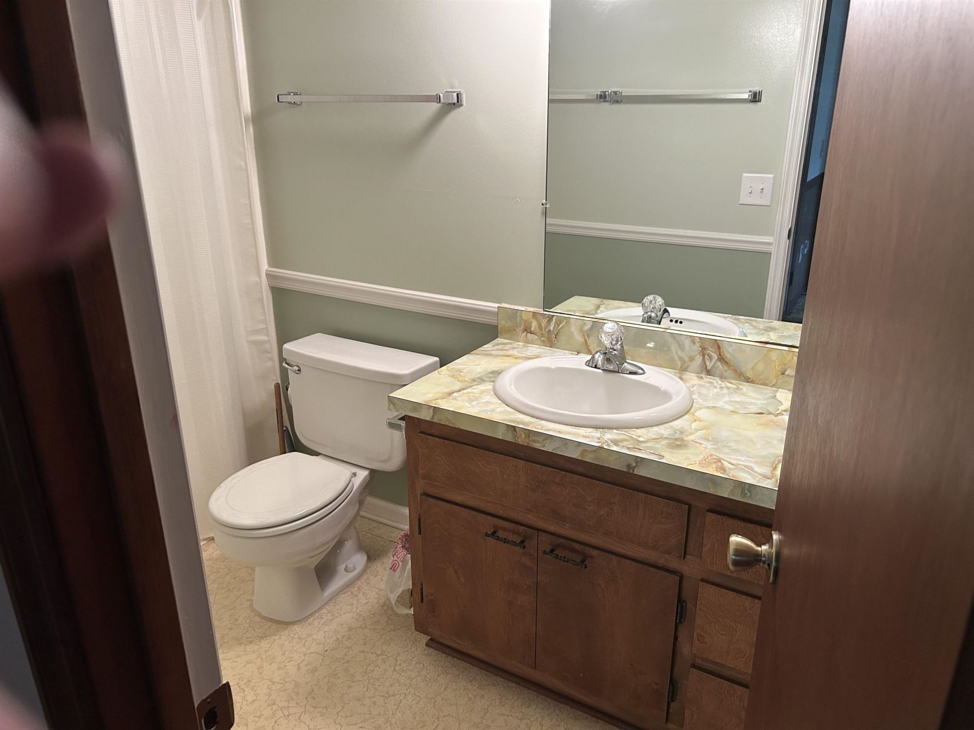 596 Champion Oaks Circle , Havana, FL 32333 Photo