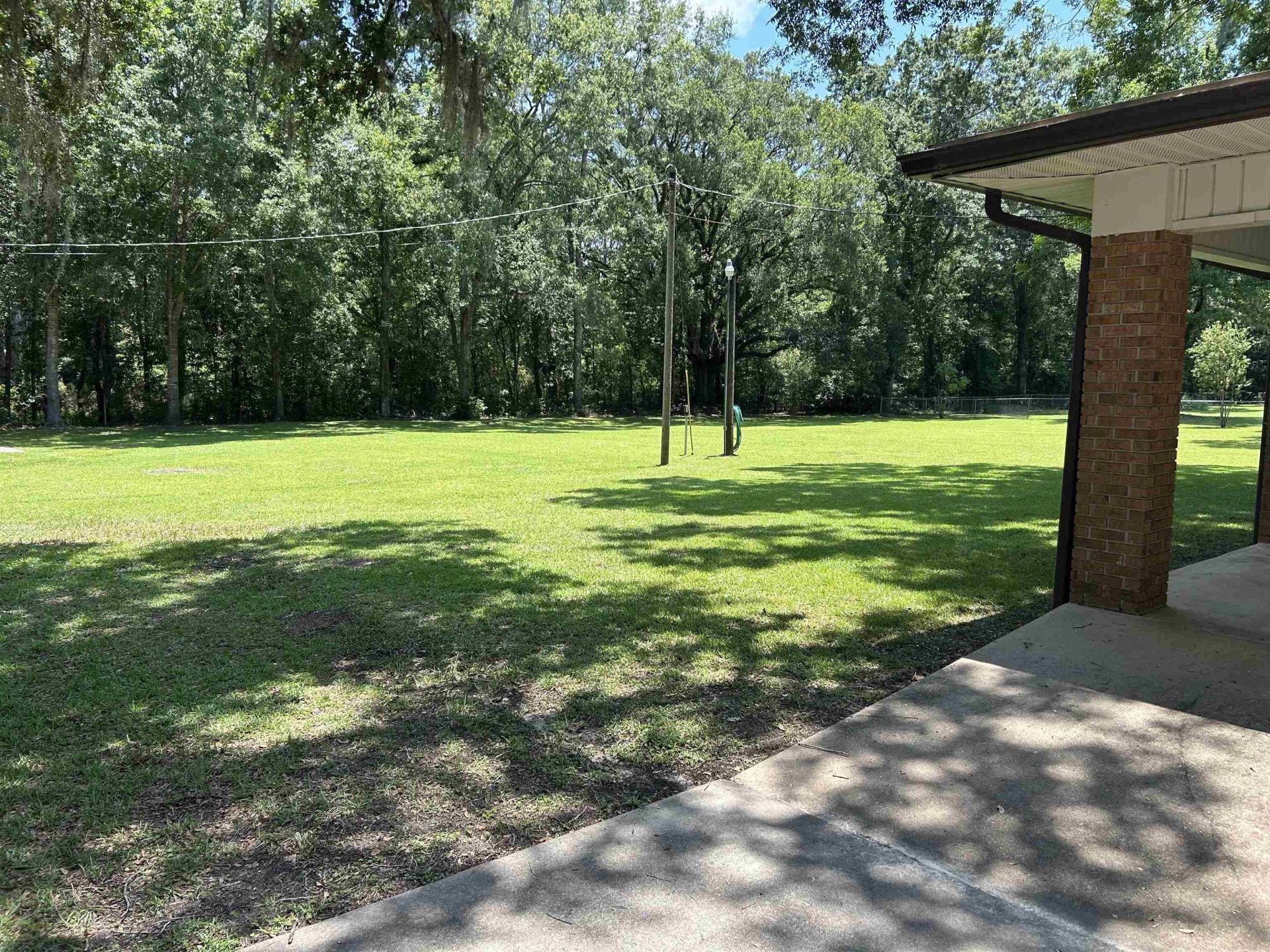 596 Champion Oaks Circle , Havana, FL 32333 Photo
