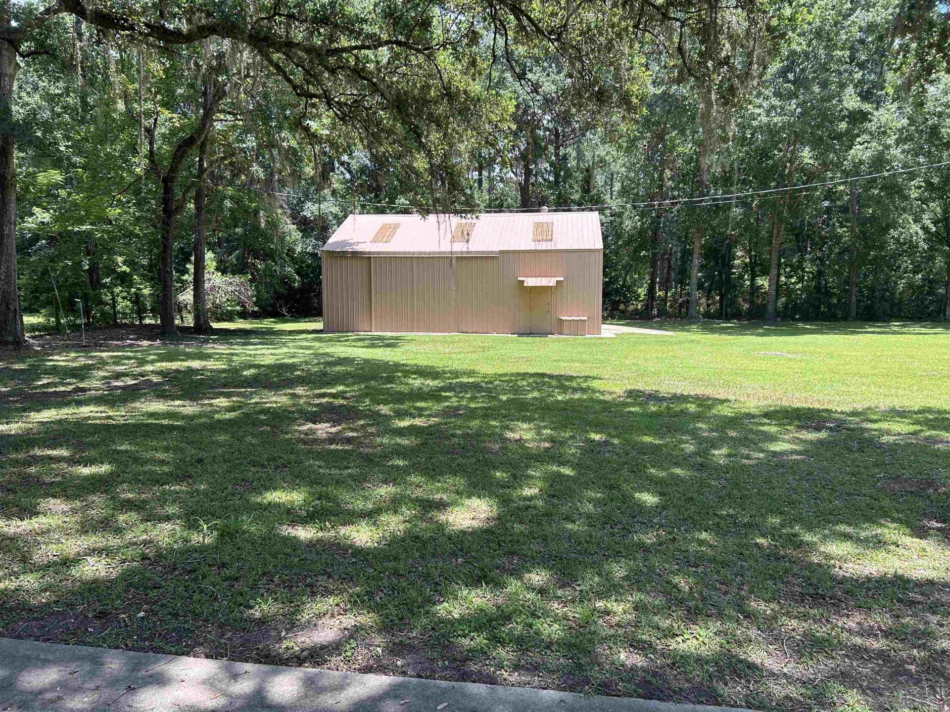 596 Champion Oaks Circle , Havana, FL 32333 Photo