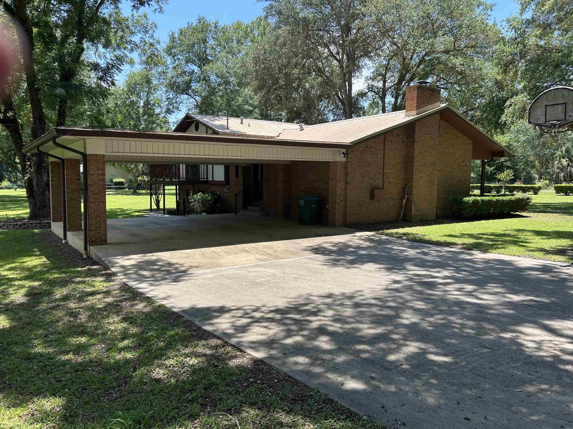596 Champion Oaks Circle , Havana, FL 32333 Photo