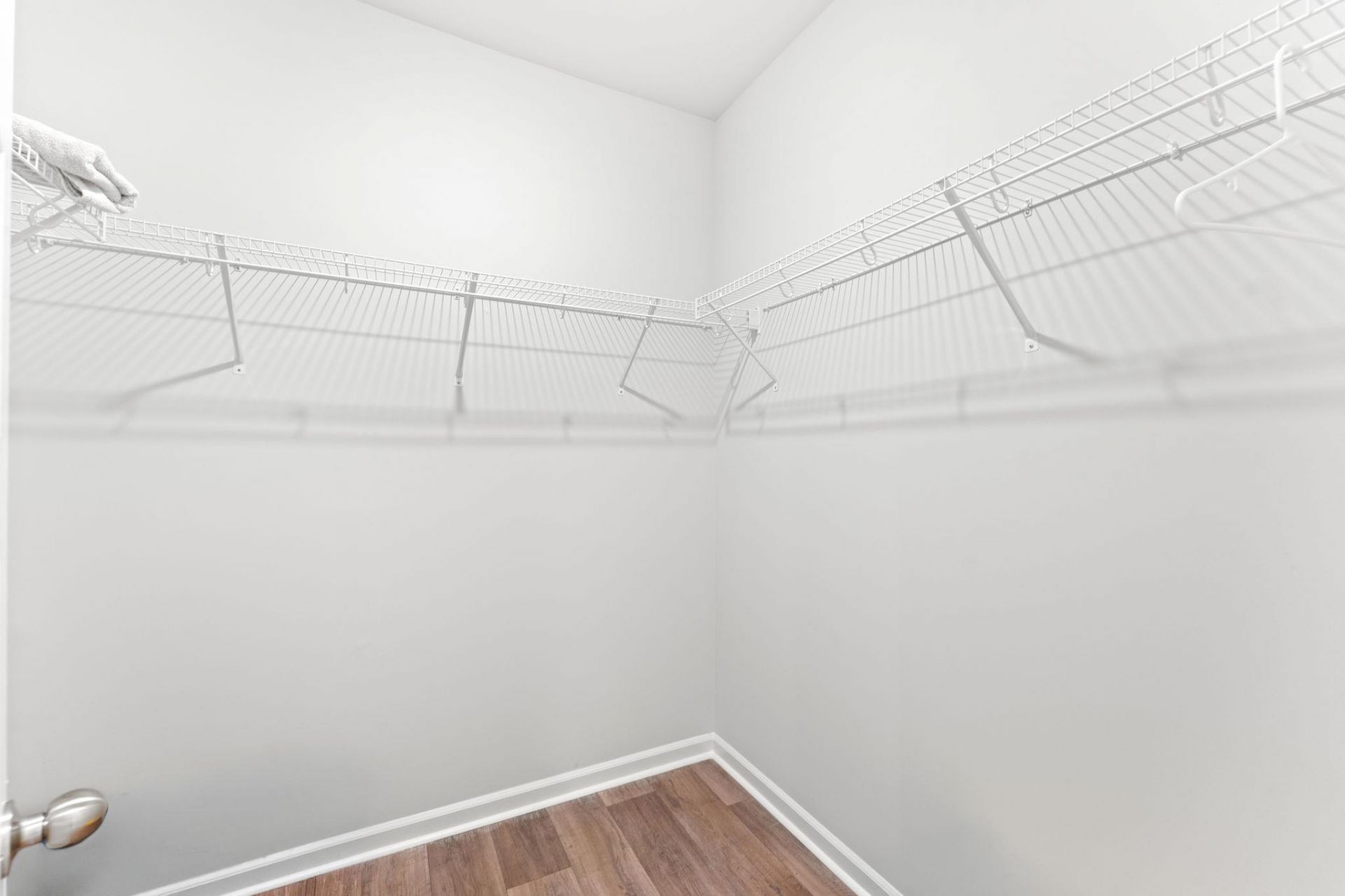152 Hoffman Park Dr. Photo 22