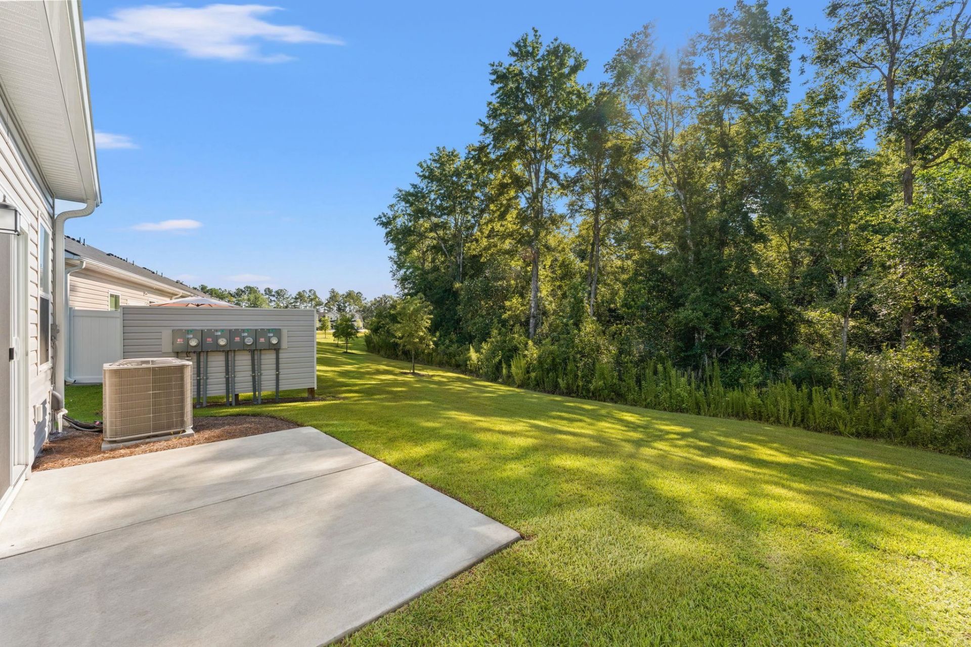 152 Hoffman Park Dr. Photo 23