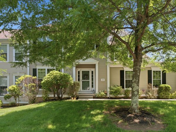 224 Sterling, Newington, CT 06111