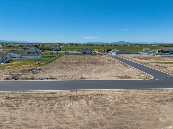 3208 S 5175 W, Unit 202, Hooper, UT 84315