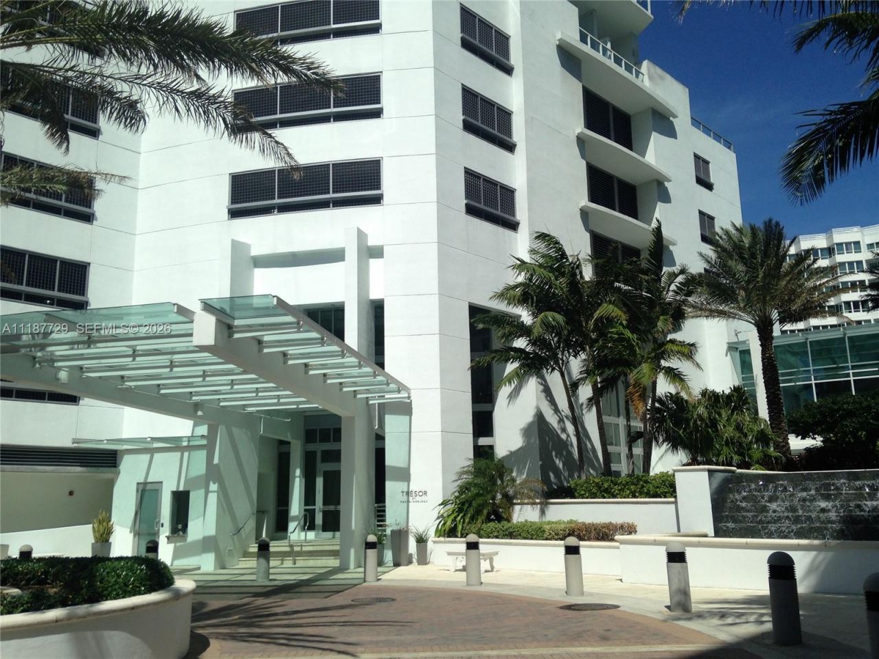 4401 Collins Ave, Unit 1117, Miami Beach, FL 33140 Photo