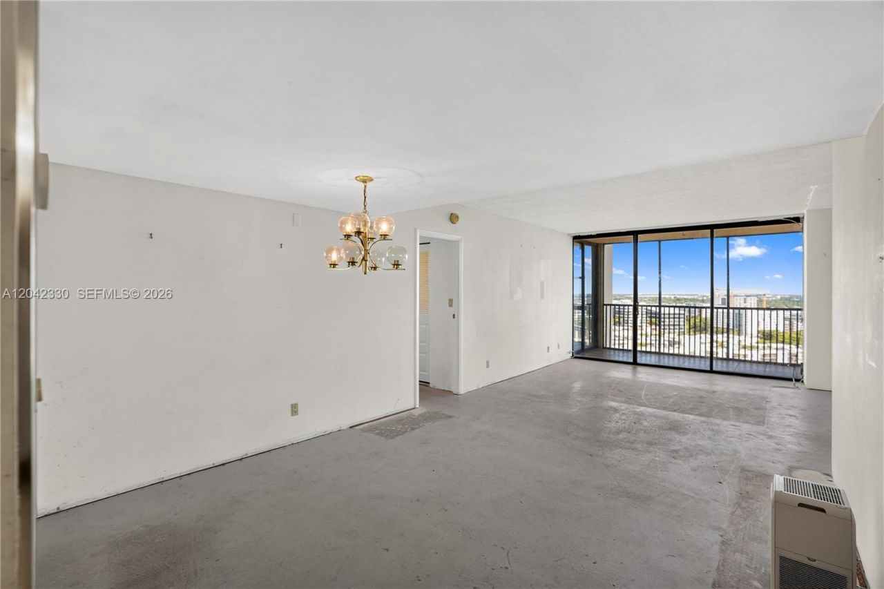 20301 W Country Club Dr, Unit 2122, Aventura, FL 33180 Photo