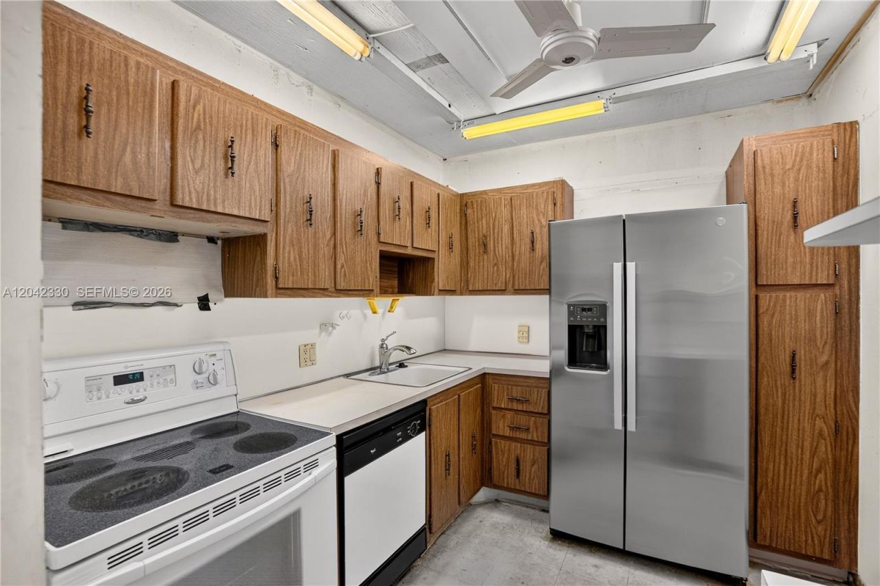 20301 W Country Club Dr , Unit 2122, Aventura, FL 33180 Photo
