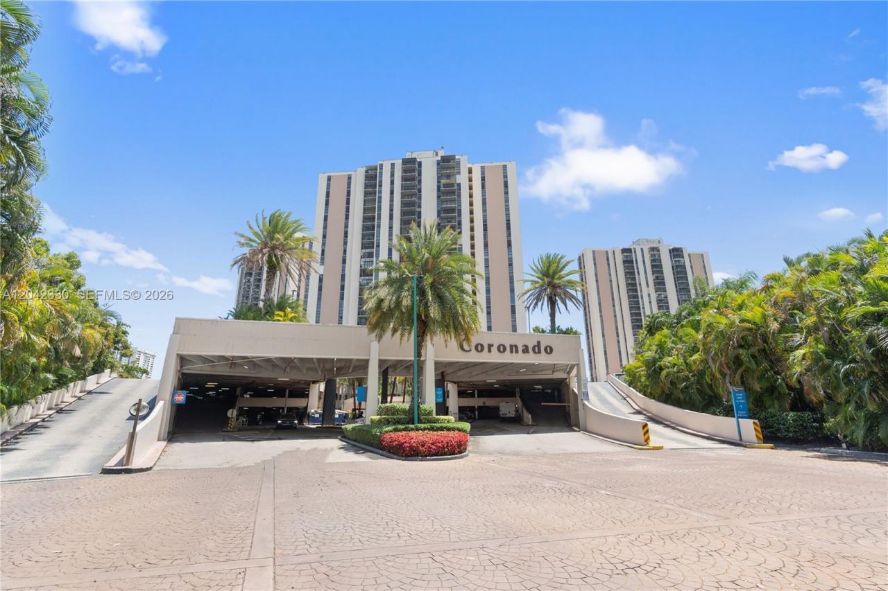 20301 W Country Club Dr , Unit 2122, Aventura, FL 33180 Photo