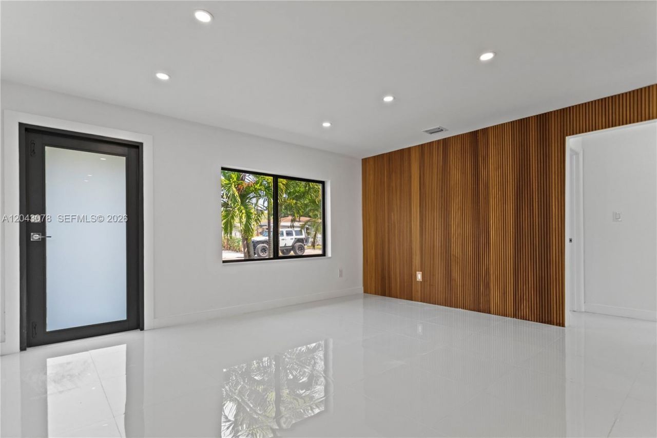 1524 SW 32 Ct, Fort Lauderdale, FL 33315 Photo