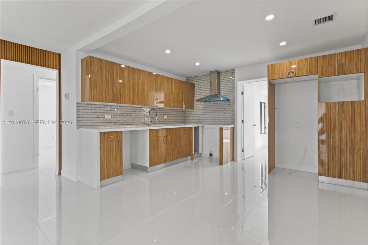 1524 SW 32 Ct, Fort Lauderdale, FL 33315 Photo