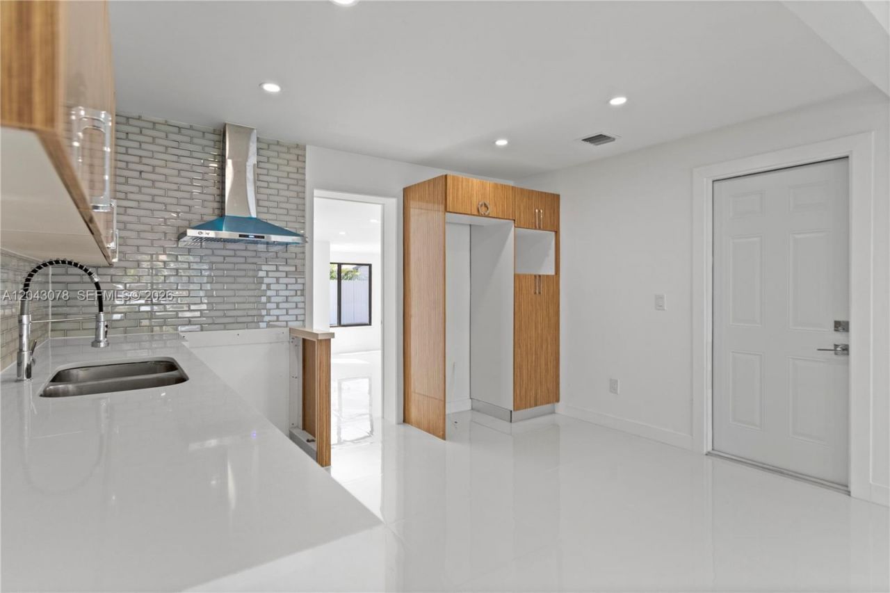 1524 SW 32 Ct, Fort Lauderdale, FL 33315 Photo