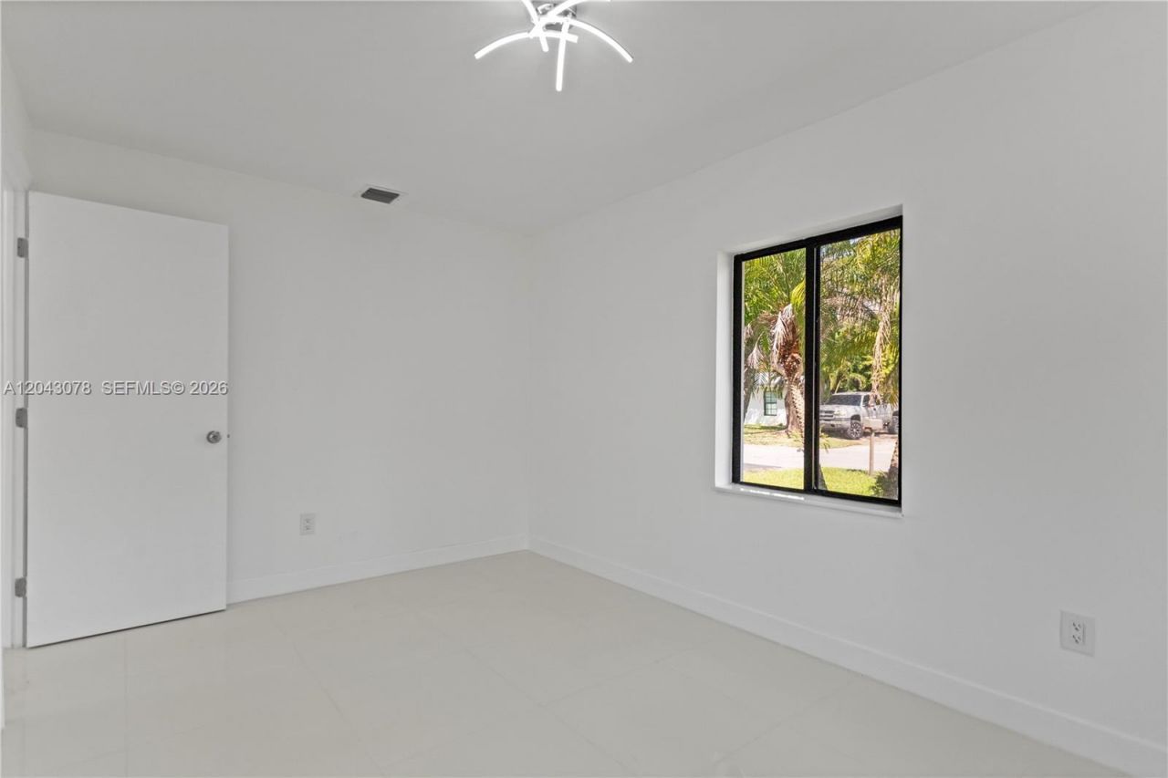 1524 SW 32 Ct, Fort Lauderdale, FL 33315 Photo