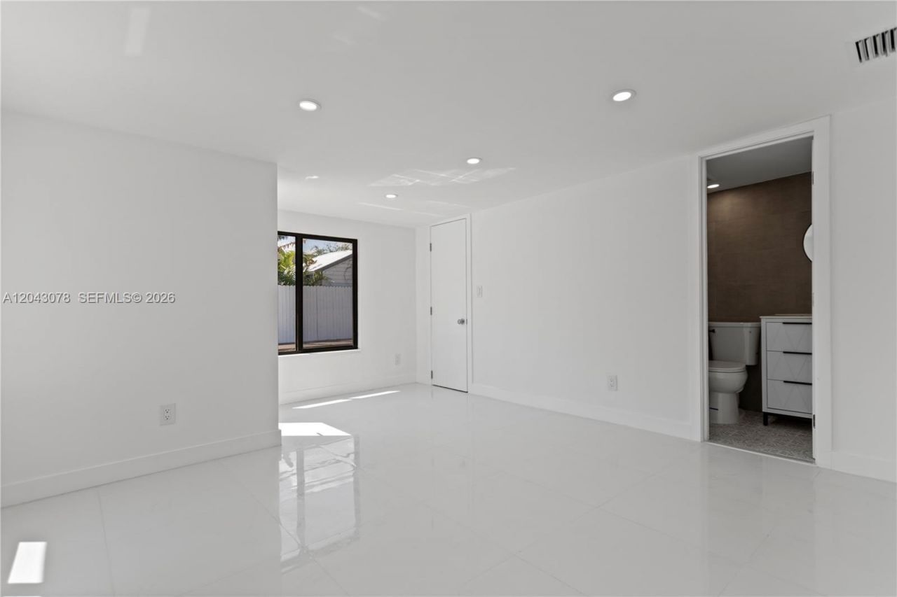 1524 SW 32 Ct, Fort Lauderdale, FL 33315 Photo