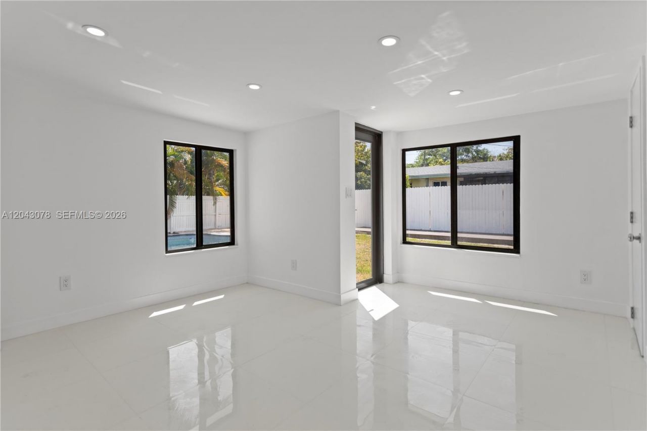 1524 SW 32 Ct, Fort Lauderdale, FL 33315 Photo