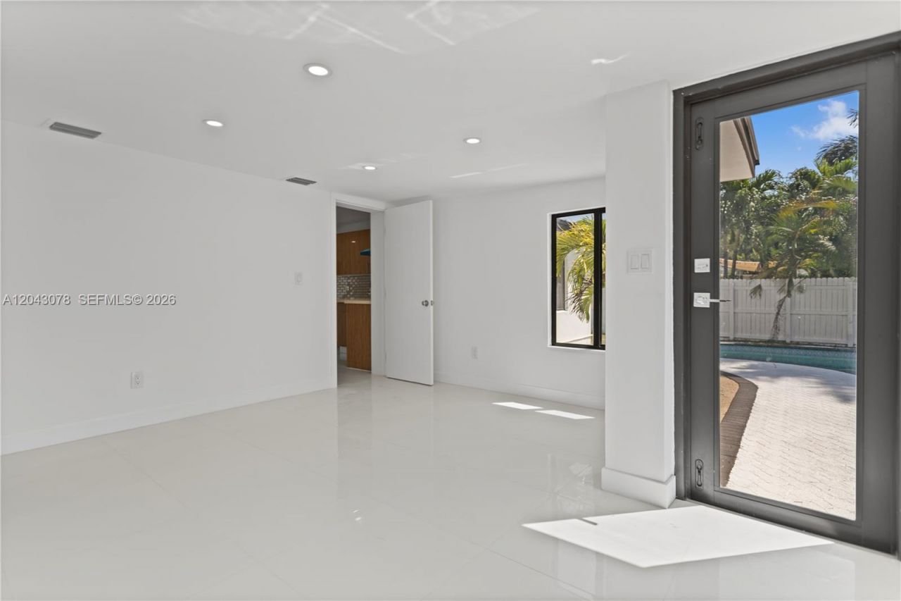 1524 SW 32 Ct, Fort Lauderdale, FL 33315 Photo