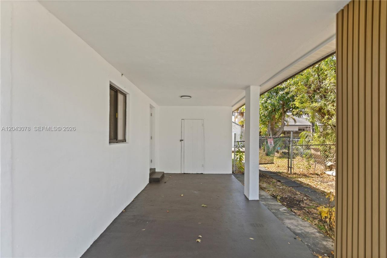 1524 SW 32 Ct, Fort Lauderdale, FL 33315 Photo