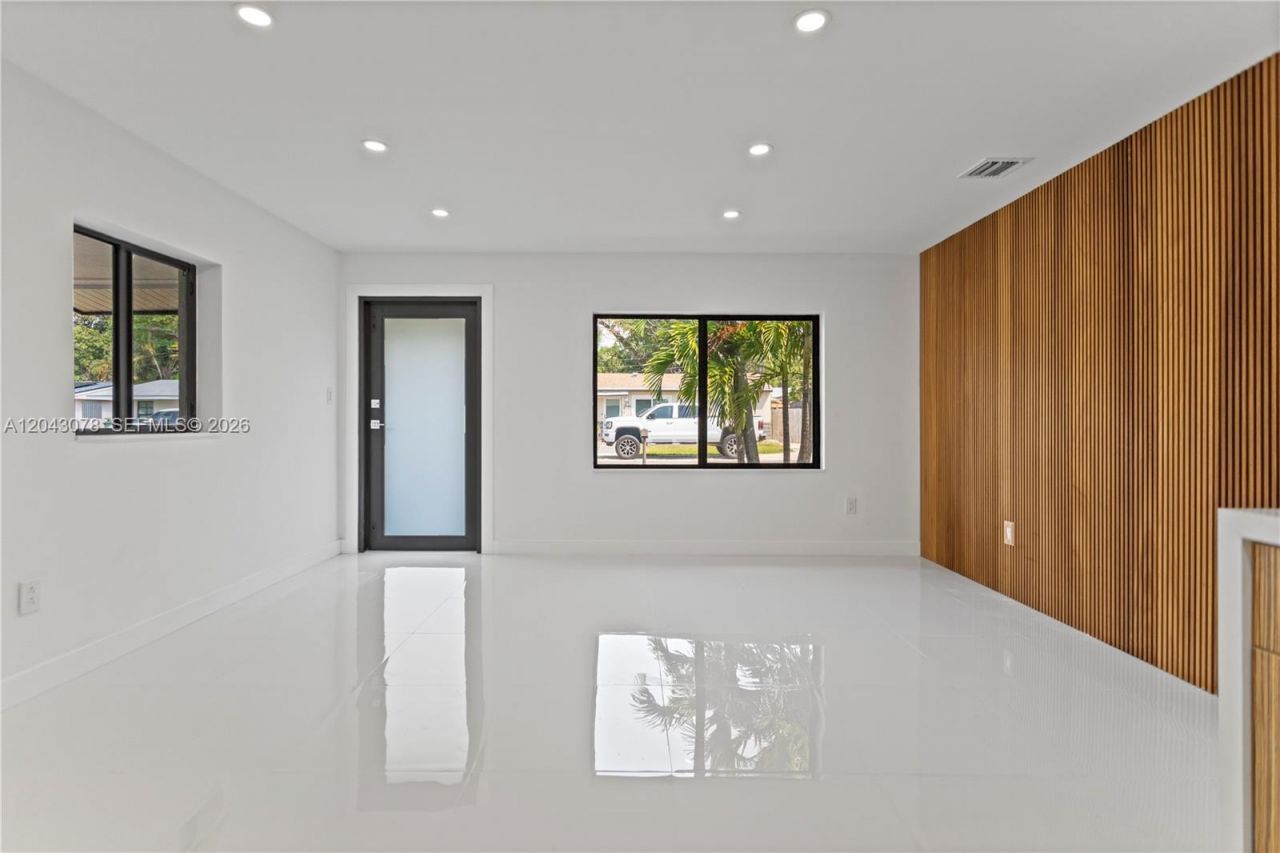 1524 SW 32 Ct, Fort Lauderdale, FL 33315 Photo