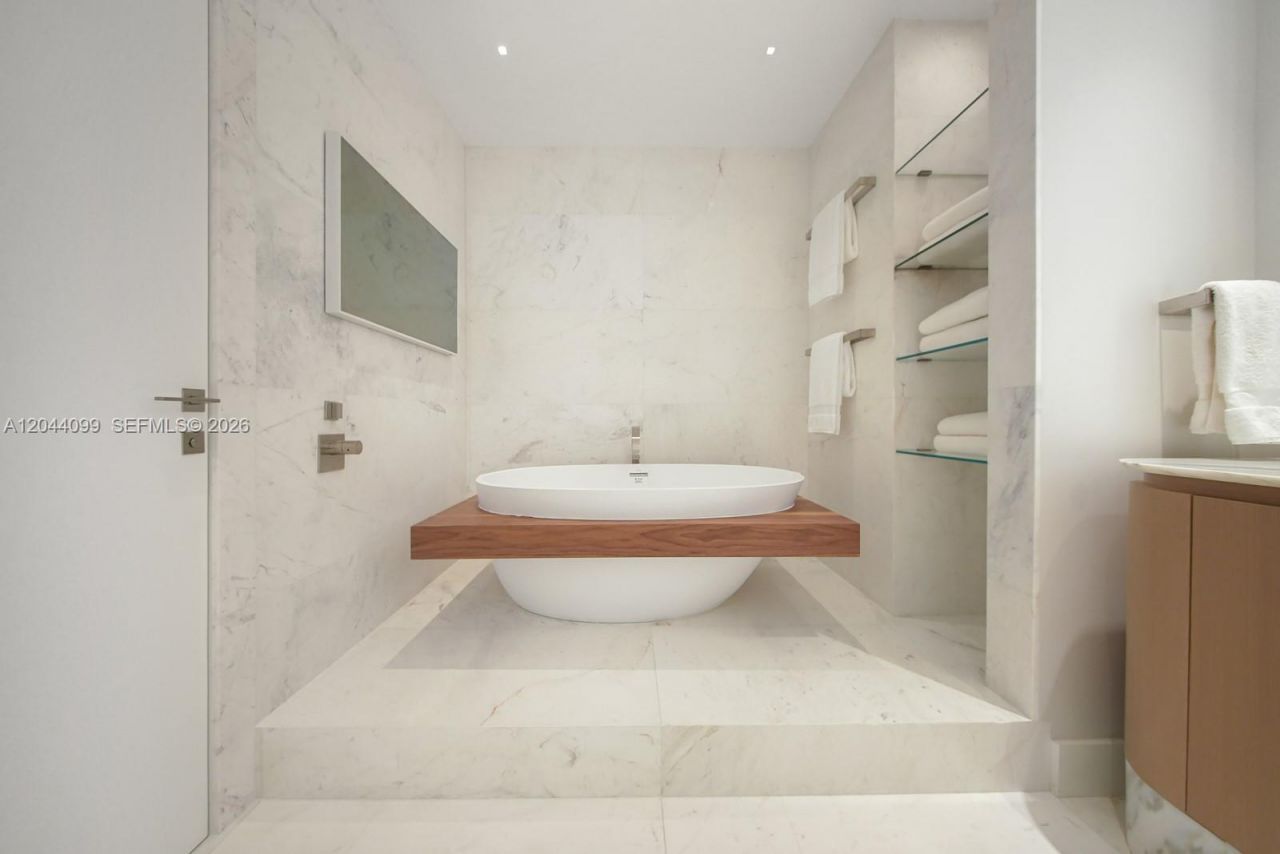 5959 Collins Ave, Unit 1804/1805, Miami Beach, FL 33140 Photo