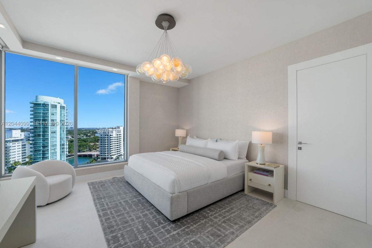 5959 Collins Ave, Unit 1804/1805, Miami Beach, FL 33140 Photo