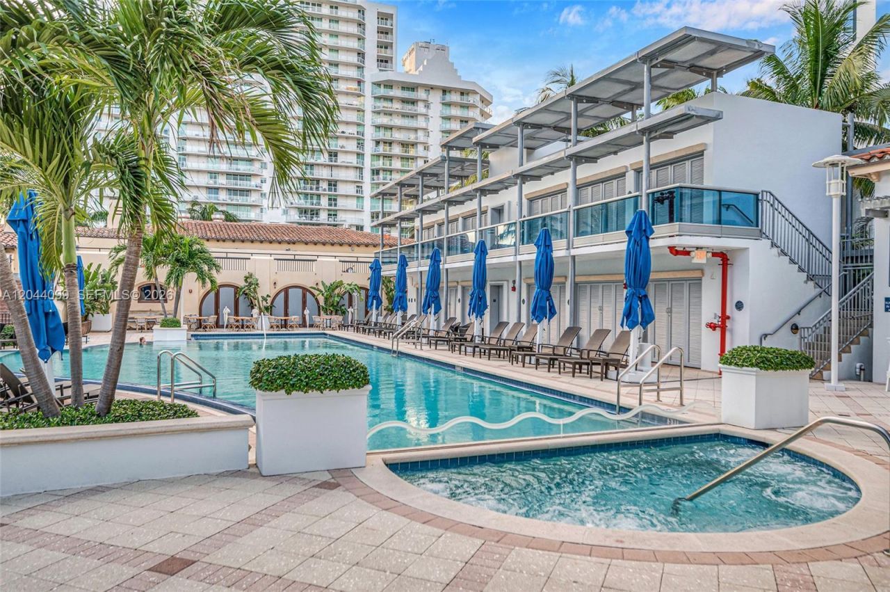 5959 Collins Ave, Unit 1804/1805, Miami Beach, FL 33140 Photo