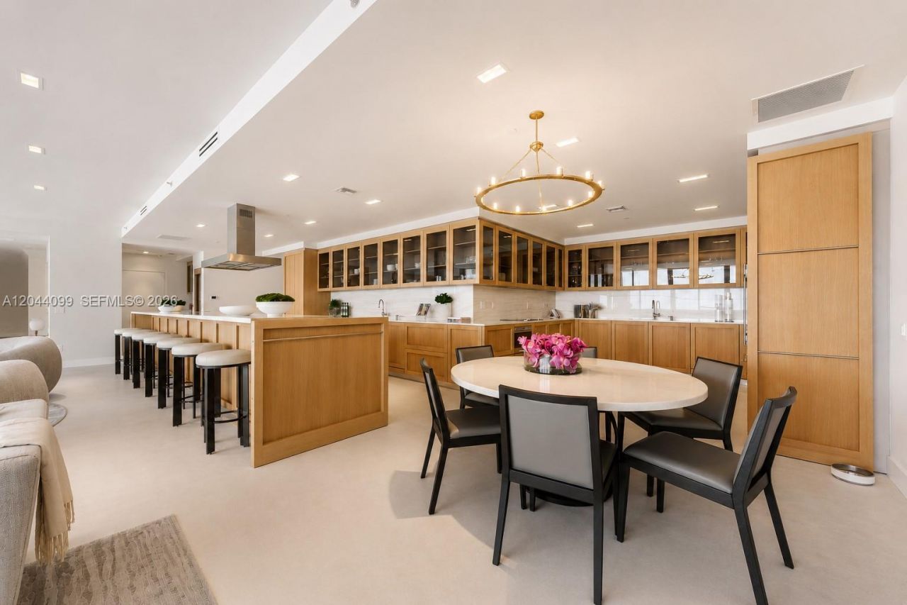 5959 Collins Ave, Unit 1804/1805, Miami Beach, FL 33140 Photo