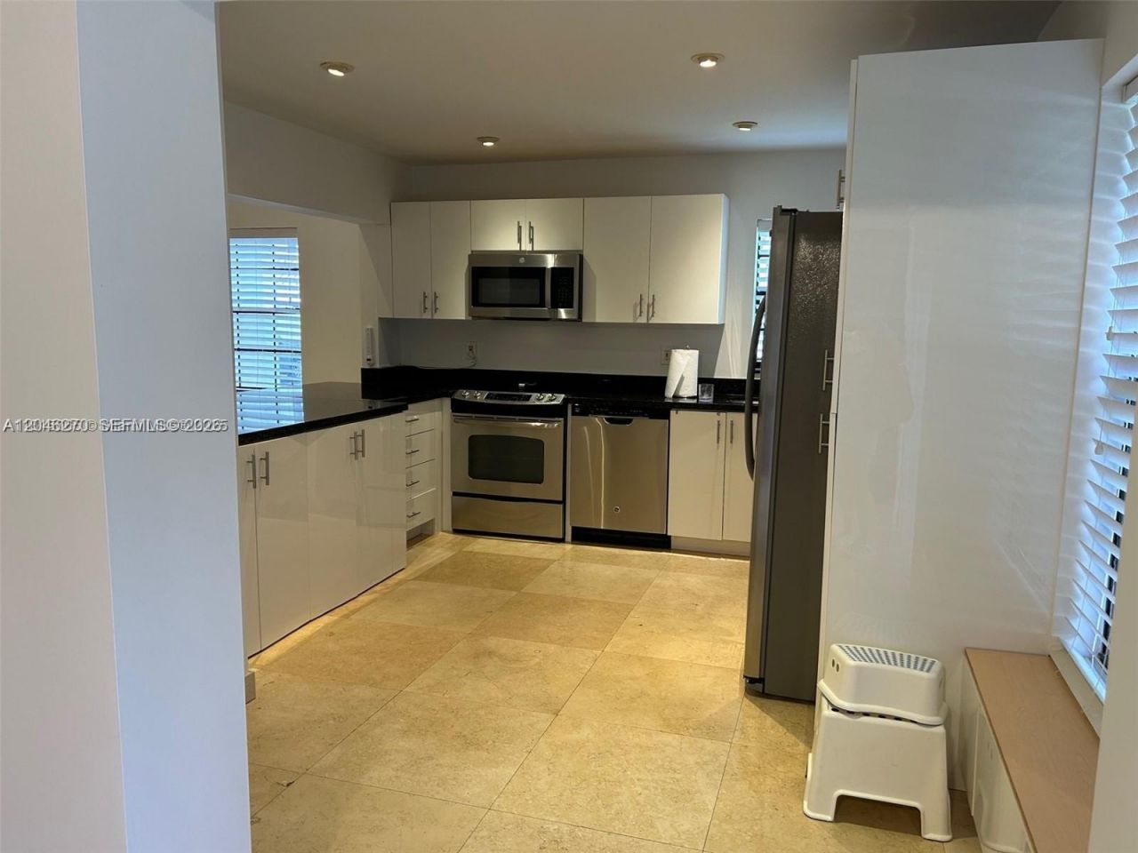 21220 Harbor Way , Unit 221-22, Aventura, FL 33180 Photo