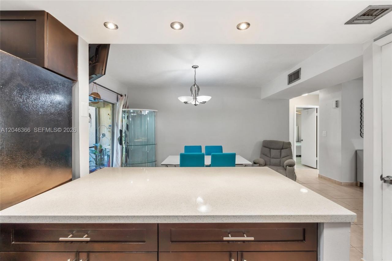 8401 SW 107th Ave , Unit 144E, Miami, FL 33173 Photo