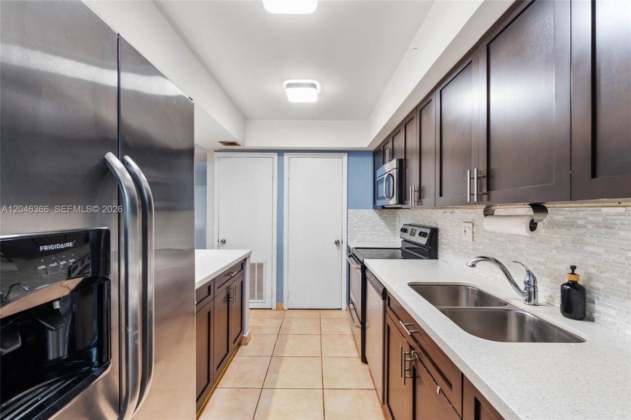 8401 SW 107th Ave , Unit 144E, Miami, FL 33173 Photo