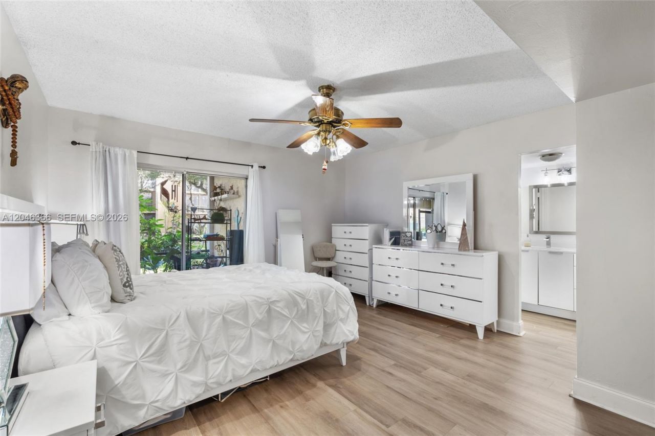 8401 SW 107th Ave , Unit 144E, Miami, FL 33173 Photo