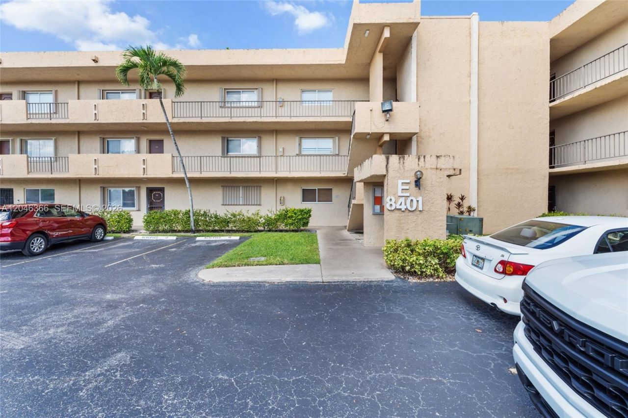 8401 SW 107th Ave , Unit 144E, Miami, FL 33173 Photo