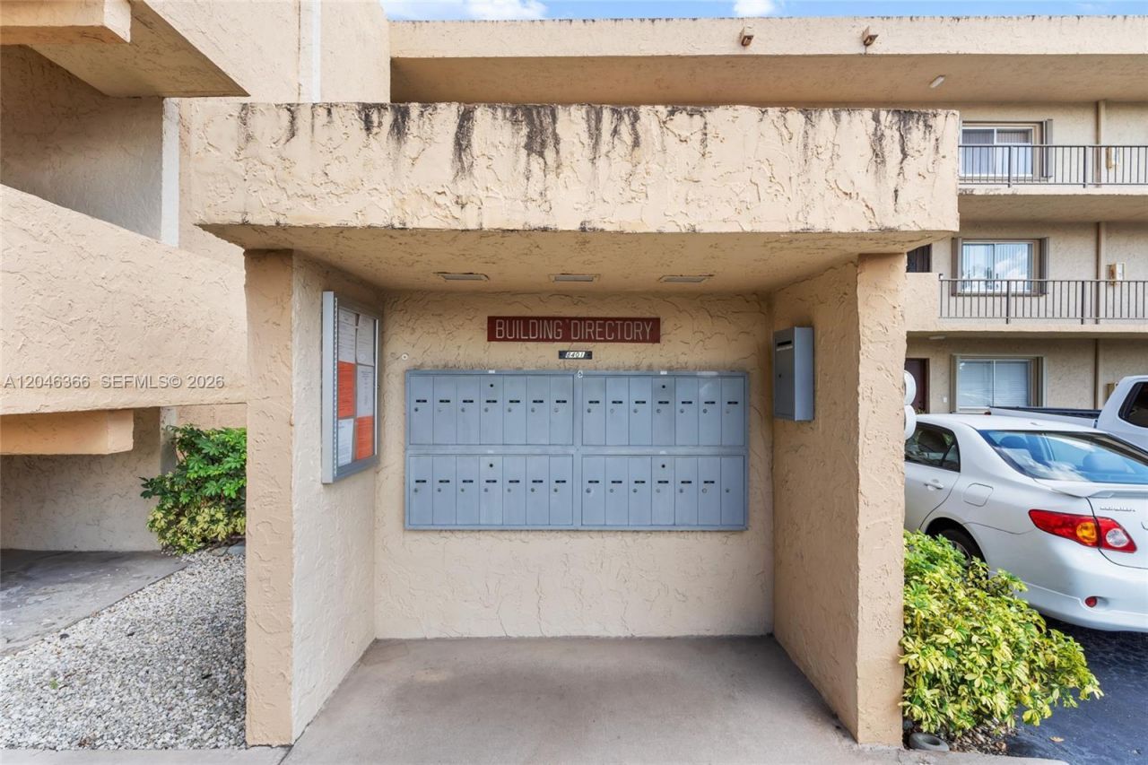 8401 SW 107th Ave , Unit 144E, Miami, FL 33173 Photo